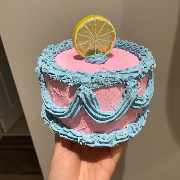 Fake cake! - Picture 4 of 4